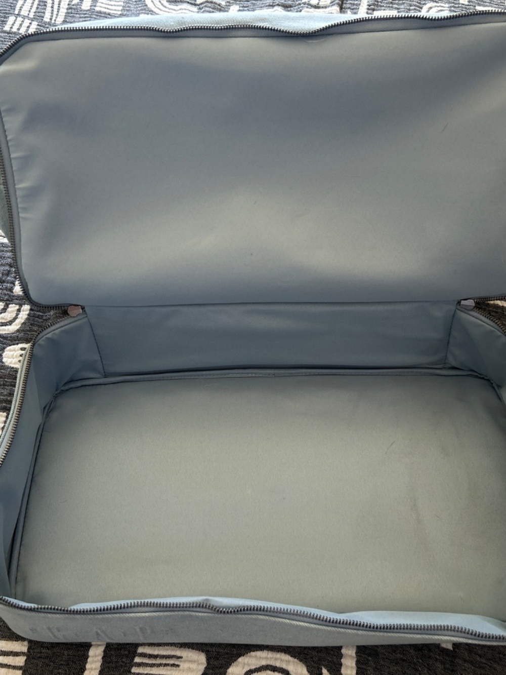 Beis x GAP Weekender Tote - Picture 10 of 11